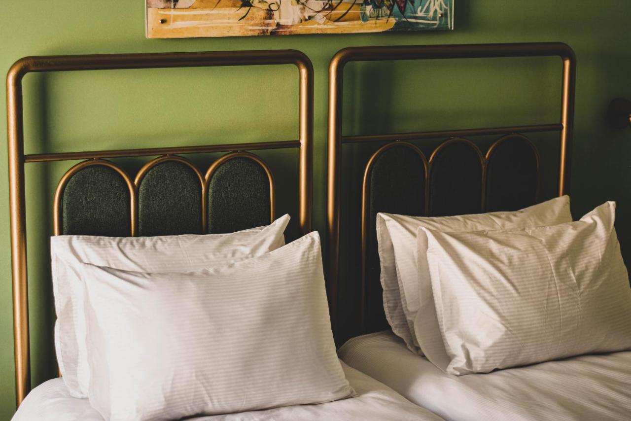 Paliani Hotel Местия Екстериор снимка